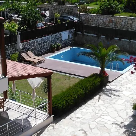 Villa Villas Mandalyas